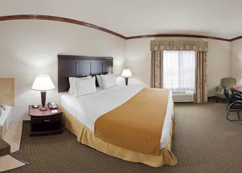 Holiday Inn Express Hotel & Suites Sherman Highway 75 by IHG hotel thumbnail 5