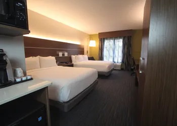 Holiday Inn Express Hotel & Suites Charleston-North by IHG hotel thumbnail 4