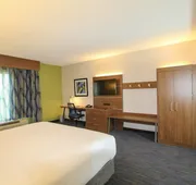Holiday Inn Express Hotel & Suites Charleston-North by IHG hotel detail image 5
