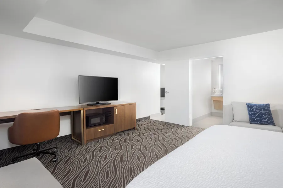 Holiday Inn Resort Oceanfront at Surfside Beach by IHG hotel detail image 6