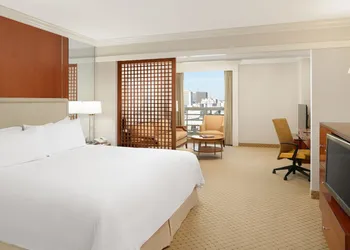 San Diego Marriott Gaslamp Quarter hotel thumbnail 6