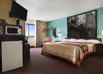 Super 8 by Wyndham Marion hotel thumbnail 6