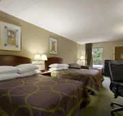 Super 8 by Wyndham Calhoun hotel detail image 3