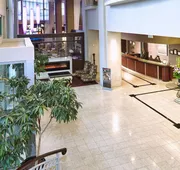 Executive Plaza Hotel Metro Vancouver hotel detail image 3