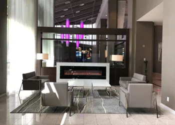 Executive Plaza Hotel Metro Vancouver hotel thumbnail 6