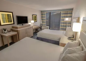 Wyndham Virginia Beach Oceanfront hotel thumbnail 5