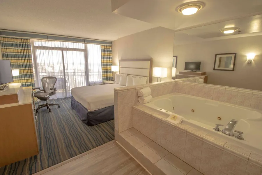Wyndham Virginia Beach Oceanfront hotel detail image 6