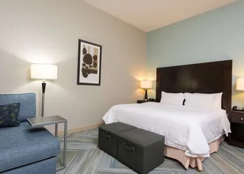 Hampton Inn Detroit/Roseville hotel thumbnail 7