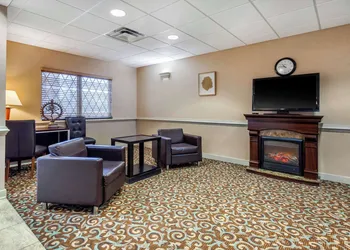 Quality Inn Smyrna hotel thumbnail 4