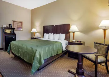 Quality Inn Smyrna hotel thumbnail 7