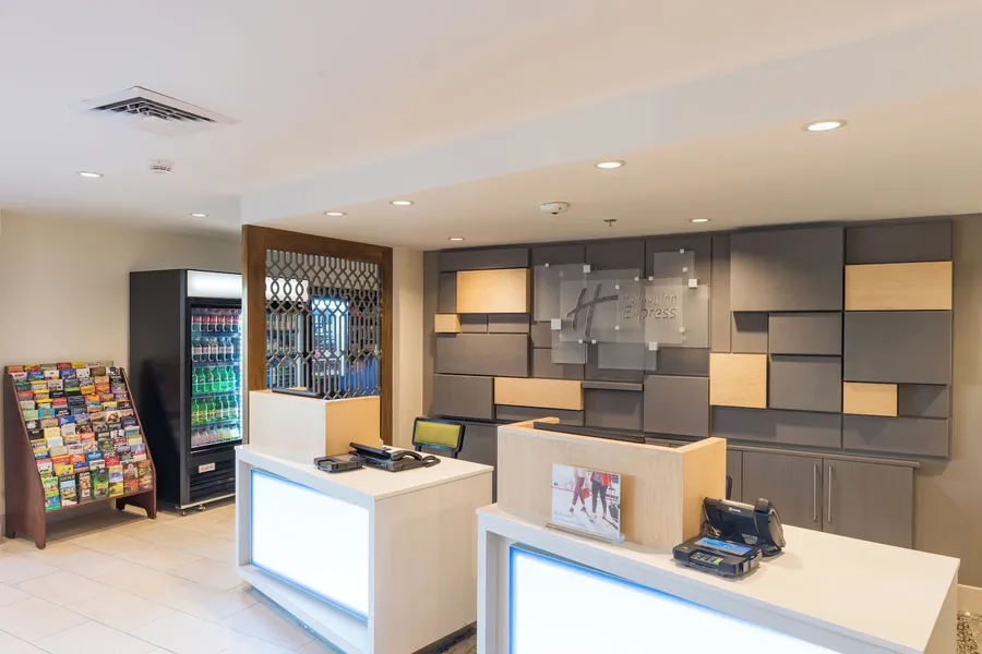 Holiday Inn Express Charleston by IHG hotel detail image 2