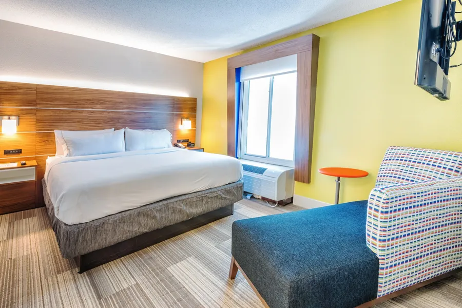 Holiday Inn Express Charleston by IHG hotel detail image 6
