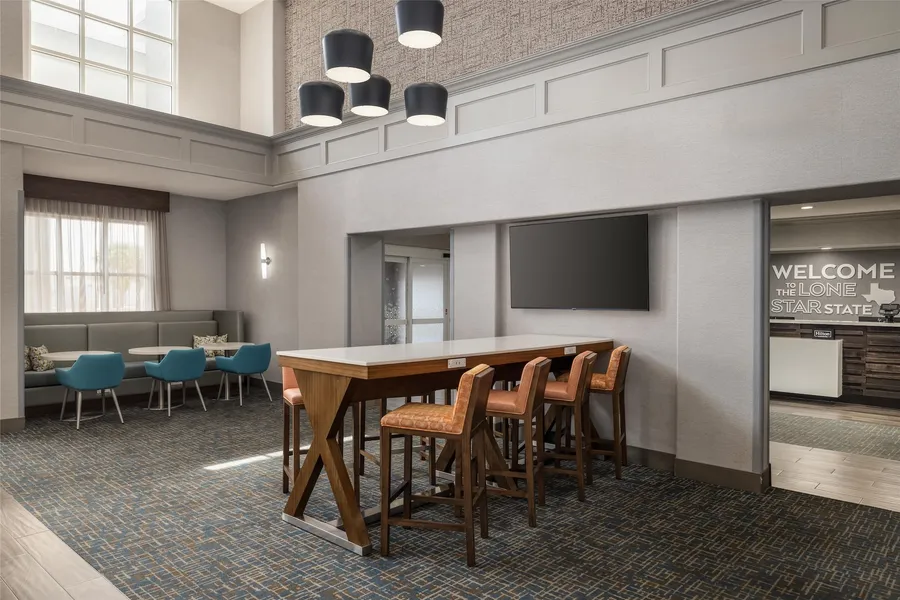 Hampton Inn & Suites Galveston hotel detail image 2