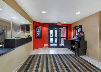 Extended Stay America Suites Cleveland Brooklyn hotel thumbnail 3