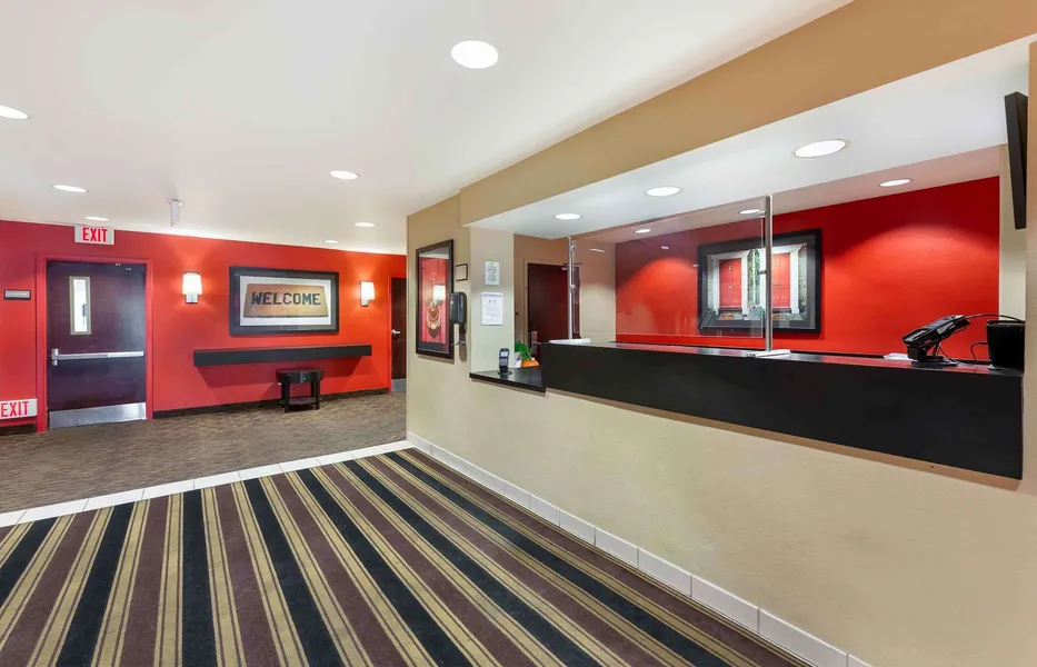 Extended Stay America Suites Cleveland Brooklyn hotel detail image 2
