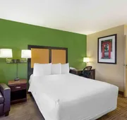 Extended Stay America Suites Cleveland Brooklyn hotel detail image 5