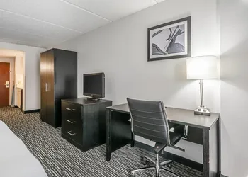 Comfort Inn Gainesville - University Area hotel thumbnail 7