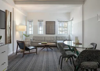 Kimpton Surfcomber Hotel by IHG hotel thumbnail 6