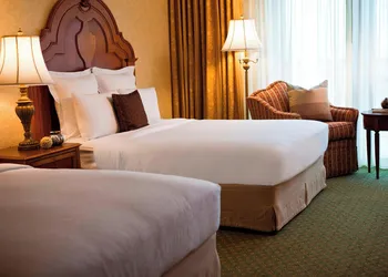 Renaissance Tulsa Hotel & Convention Center hotel thumbnail 8