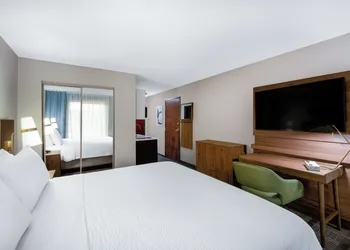 Staybridge Suites West Des Moines by IHG hotel thumbnail 8