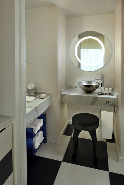 The Valorian Los Angeles, Curio Collection by Hilton hotel detail image 6