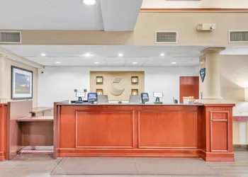 Comfort Suites Lakewood - Denver hotel thumbnail 3