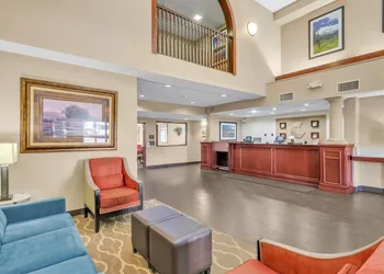 Comfort Suites Lakewood - Denver hotel thumbnail 5