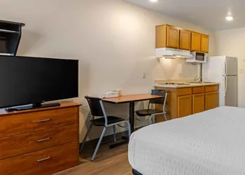 Extended Stay America Select Suites - Phoenix - Peoria - Sun City hotel thumbnail 6