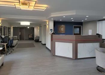 Comfort Inn & Suites Wyomissing/Reading hotel thumbnail 5