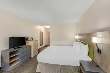 Country Inn & Suites by Radisson, Elk Grove Village/Itasca hotel thumbnail 7
