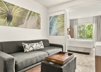SpringHill Suites by Marriott Boston/Andover hotel thumbnail 8