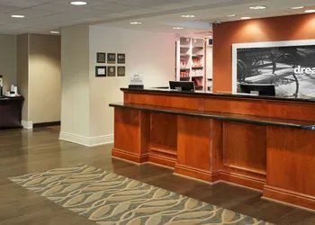 Hampton Inn & Suites Pittsburgh-Meadow Lands hotel thumbnail 4