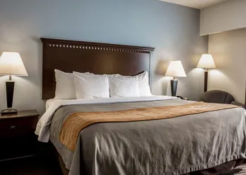 Comfort Inn & Suites Lumberton Central I-95 hotel thumbnail 7