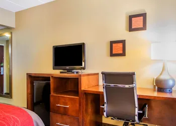 Comfort Inn Dayton - Huber Heights hotel thumbnail 6