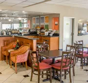 Quality Inn Riverside near UCR and Downtown hotel detail image 3