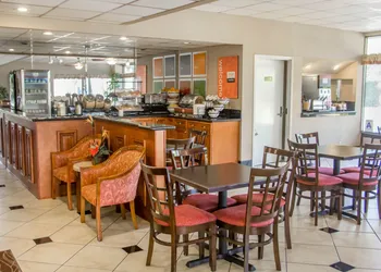 Quality Inn Riverside near UCR and Downtown hotel thumbnail 3