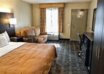 Quality Inn Riverside near UCR and Downtown hotel thumbnail 5