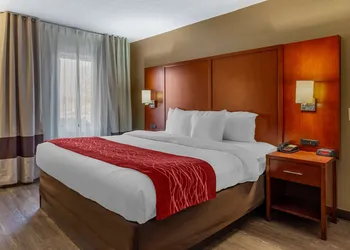 Comfort Inn Fort Mill Amusement Park at Carowinds Blvd hotel thumbnail 4