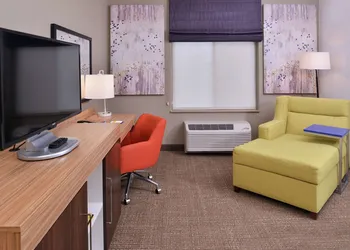 Hampton Inn & Suites Woodland-Sacramento Area hotel thumbnail 6