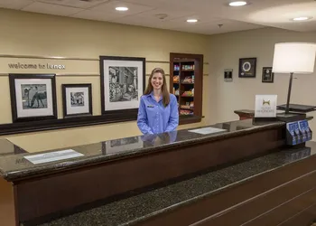 Hampton Inn & Suites Berkshires-Lenox hotel thumbnail 2