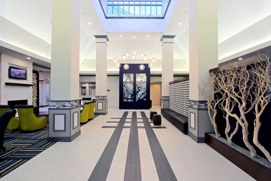 Hilton Garden Inn Westbury hotel detail image 6