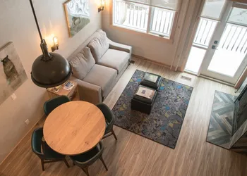 Tunnel Mountain Resort hotel thumbnail 4