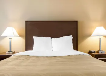 Quality Inn Noblesville - Indianapolis hotel thumbnail 3