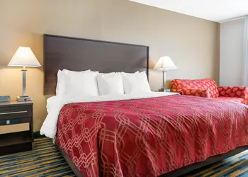 Quality Inn Noblesville - Indianapolis hotel thumbnail 6