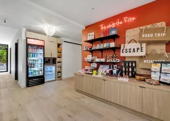 BOB Hotels Tallahassee - Boutique on Budget hotel thumbnail 3
