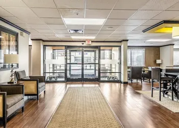 Wingate by Wyndham Conway AR hotel thumbnail 2