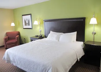 Wingate by Wyndham Conway AR hotel thumbnail 7