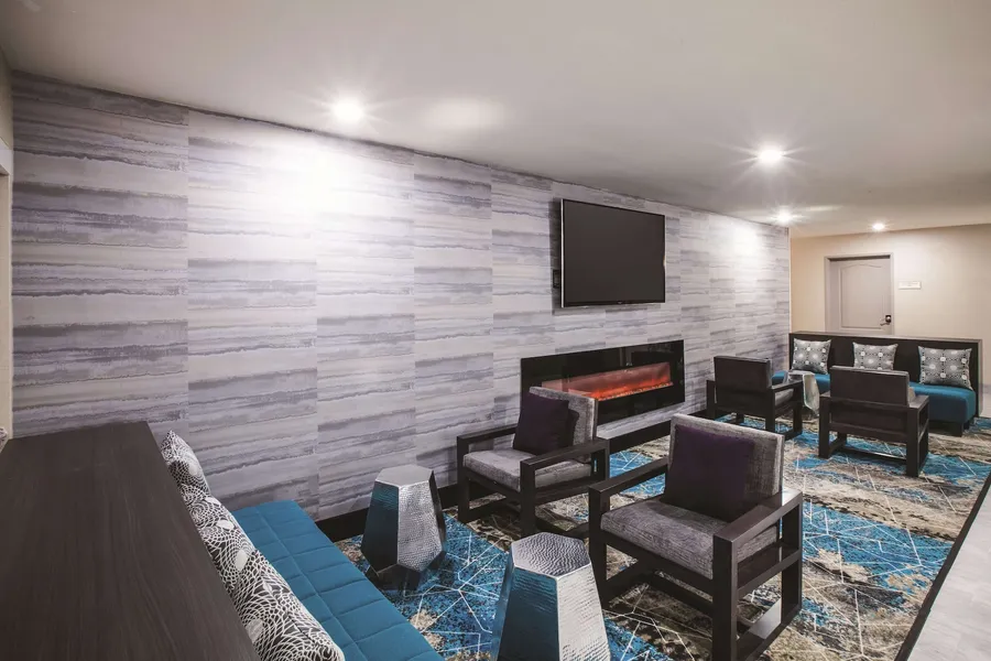 La Quinta Inn & Suites by Wyndham Walker - Denham Springs hotel detail image 2