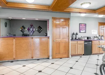 Econo Lodge Seymour hotel thumbnail 2