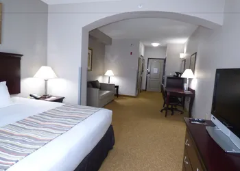 Country Inn & Suites by Radisson, Pensacola West, FL hotel thumbnail 6